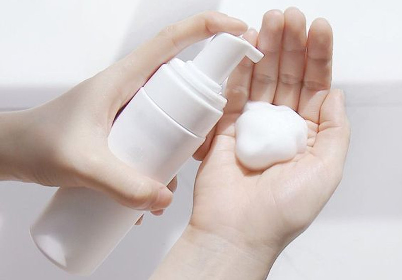 Nắm kỹ các thành phần có trong sữa rửa mặt sẽ giúp lựa chọn sản phẩm phù hợp cho da của bạn
