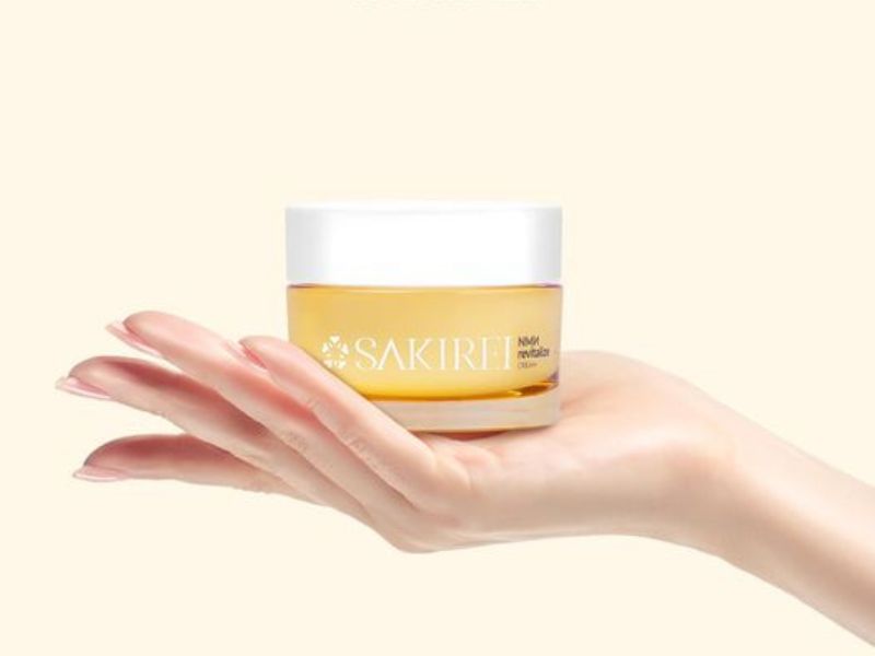 Tham khảo Kem tế bào gốc NMN tái sinh phục hồi DNA Sakirei NMN Revitalize Cream tại đây.