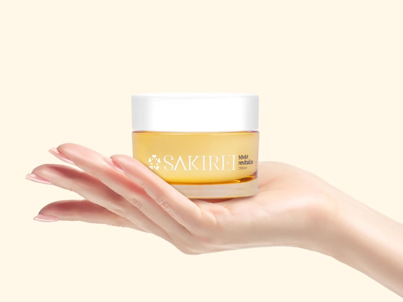 Tham khảo sản phẩm dưỡng da sau peel Sakirei NMN Revitalize Cream tại đây.