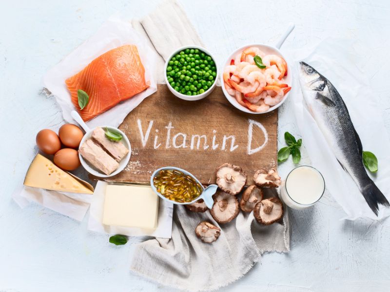 Vitamin D cũng là một thành phần thiết yếu thúc đẩy các phản ứng miễn dịch của cơ thể.